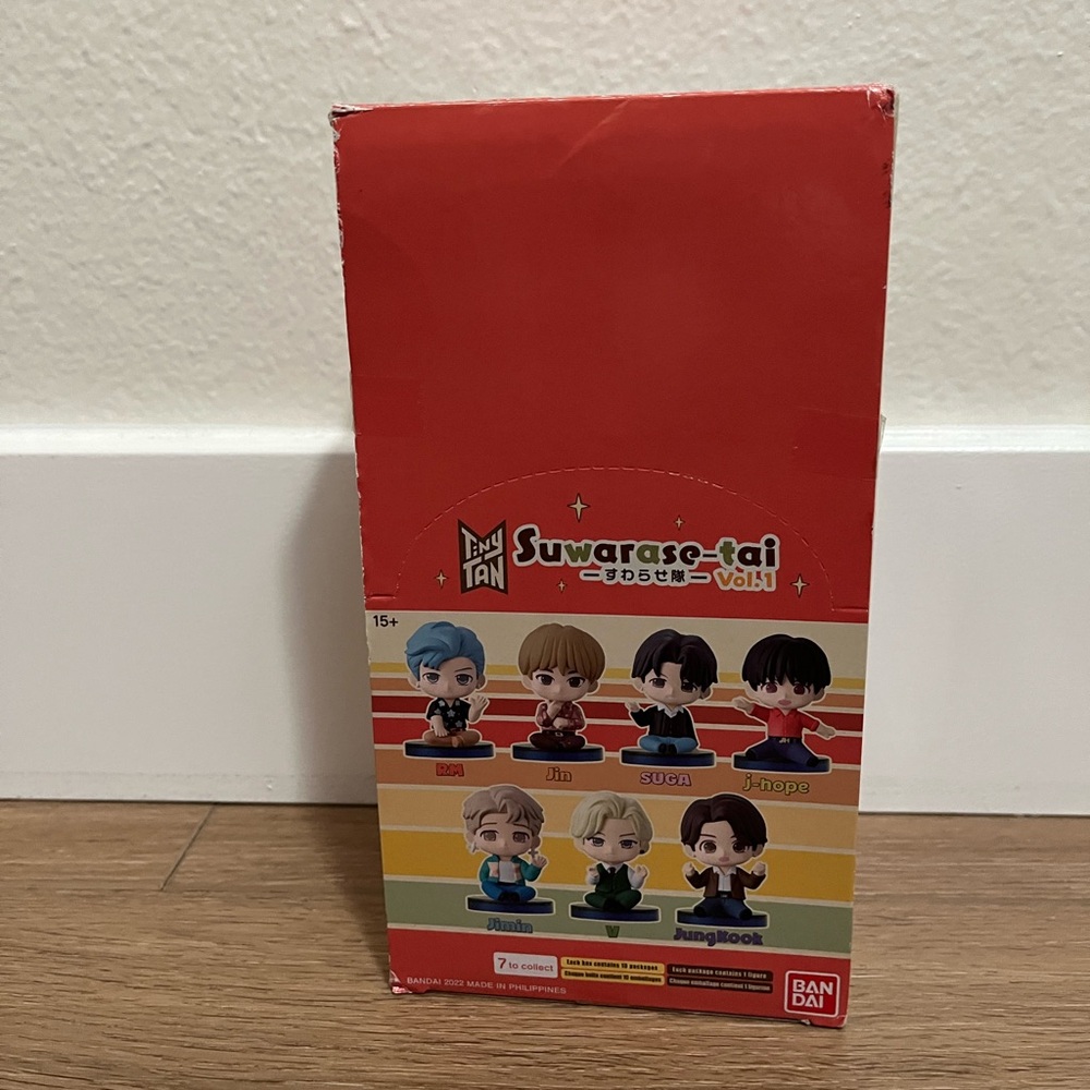 New Suwaruase-tai Cubes Vol.1 BTS Tiny Tan Figure Set